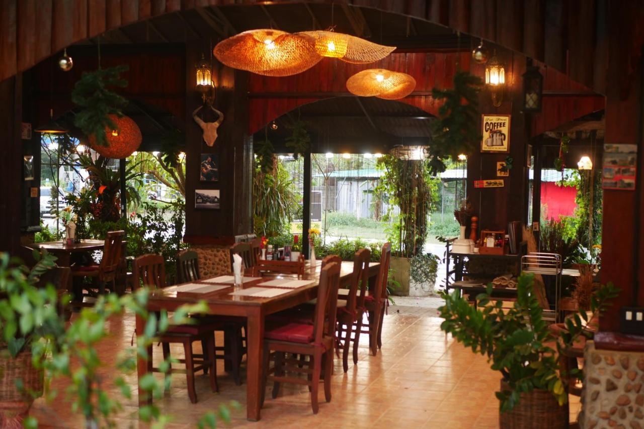 Hotel Big Elk Steak House Trat Exterior foto
